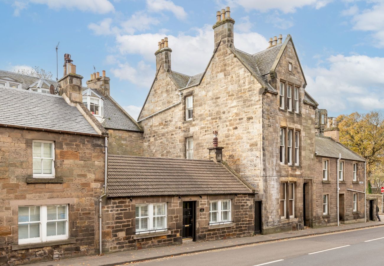 Landhaus in St Andrews - The Golf Cottage - 30 Seconds to The Old Course