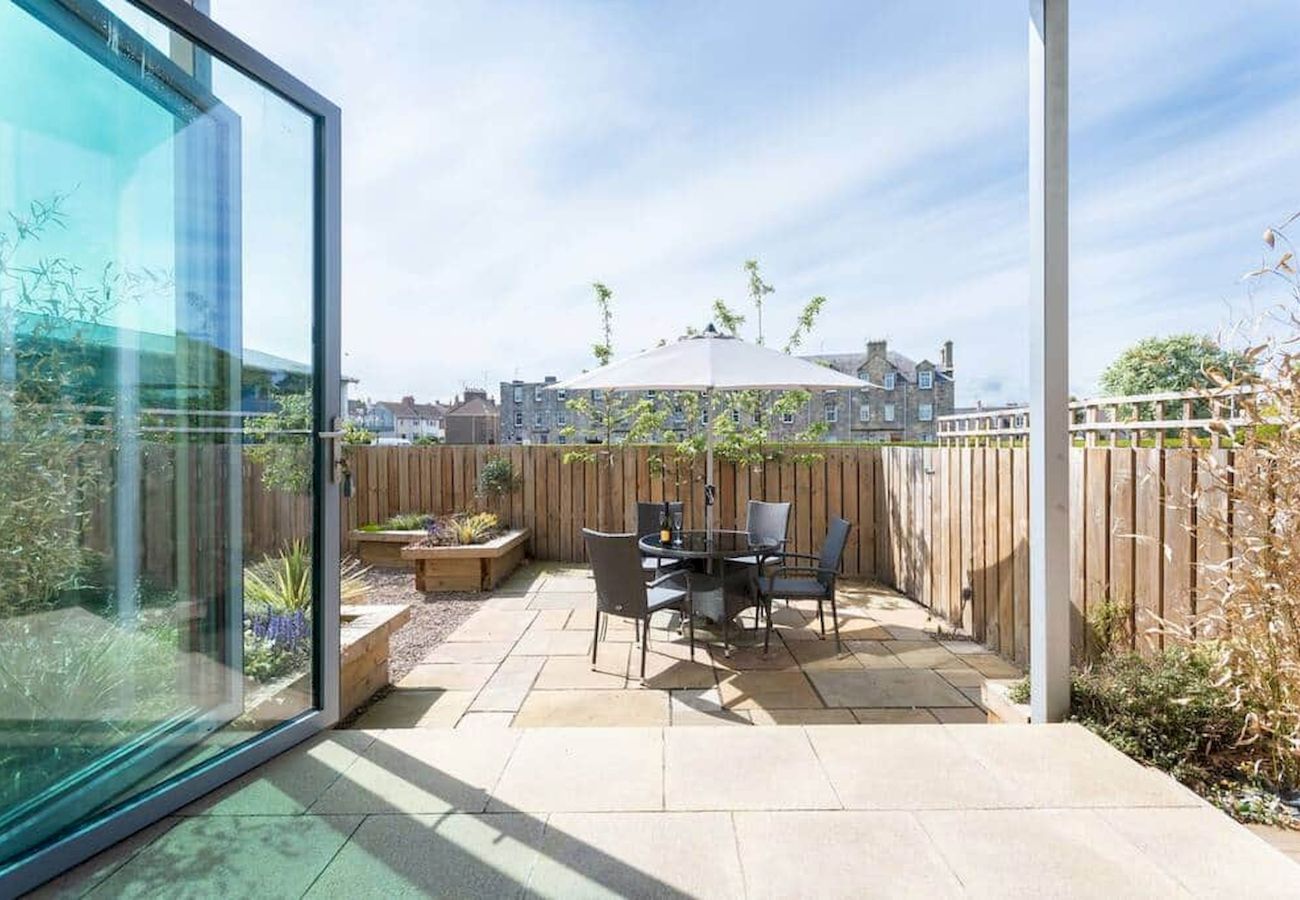 Ferienwohnung in St Andrews - Square Green (No 11) | Garden