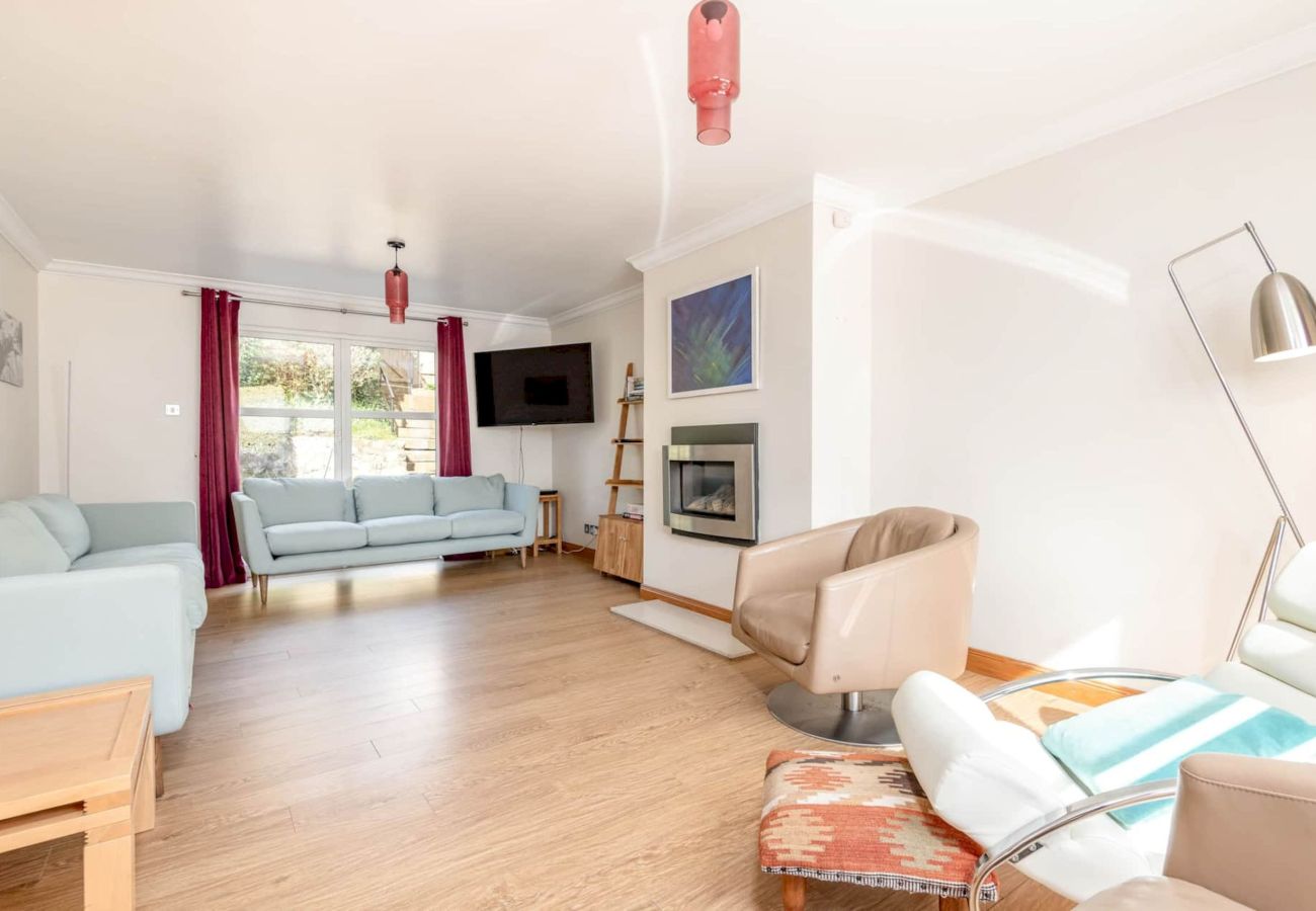 Ferienhaus in St Andrews - Dempster Lodge nr Old Course - Sleeps 10 | Parking