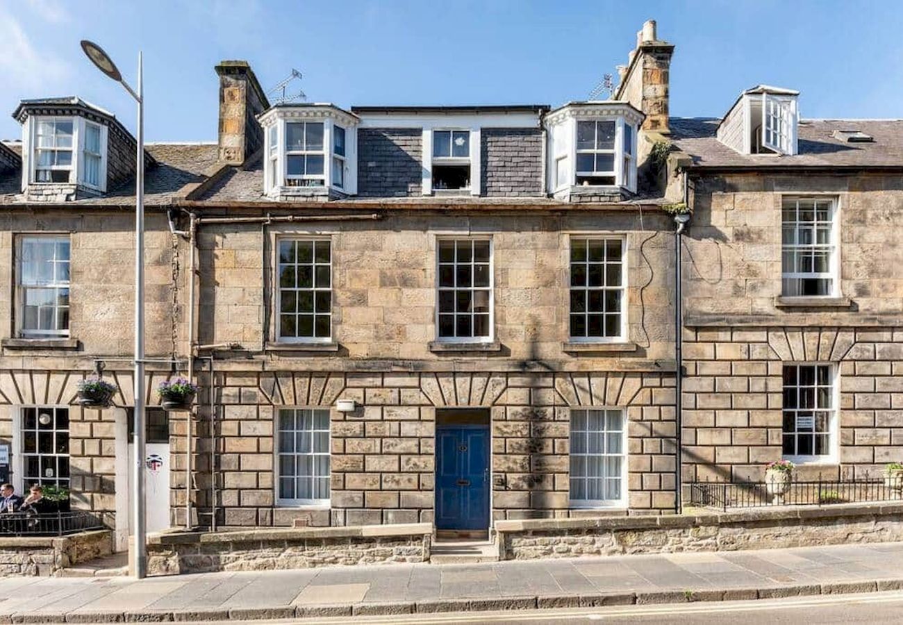 Ferienwohnung in St Andrews - Pilmour Place - 30 Seconds to the Old Course