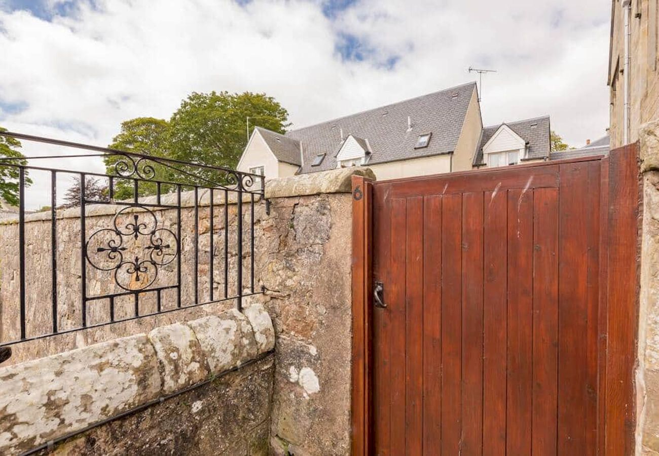 Ferienhaus in St Andrews - Abbey Villa | Central Boutique House with Parking