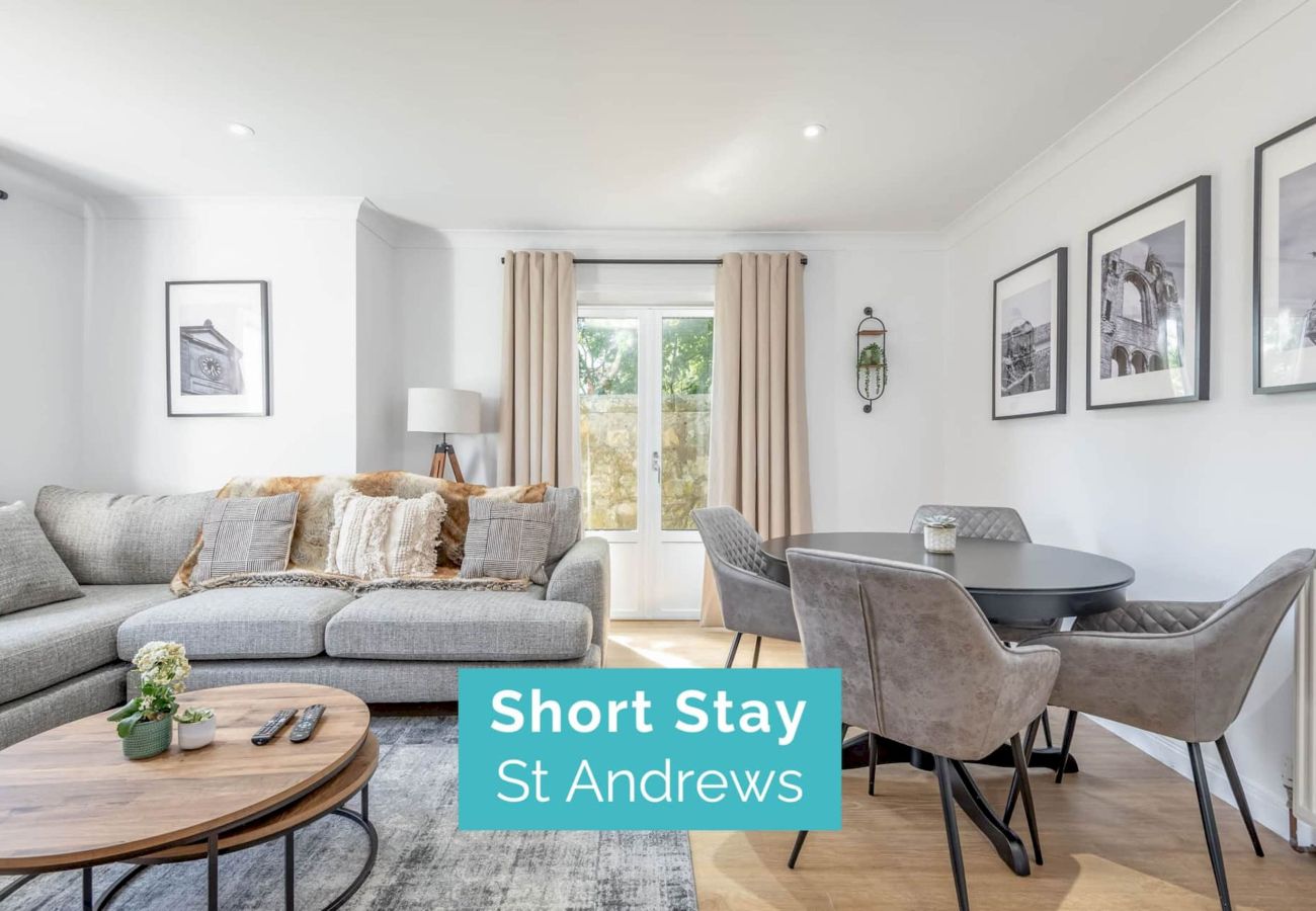 Ferienhaus in St Andrews - Abbey Villa | Stylish House|  Central with Parking