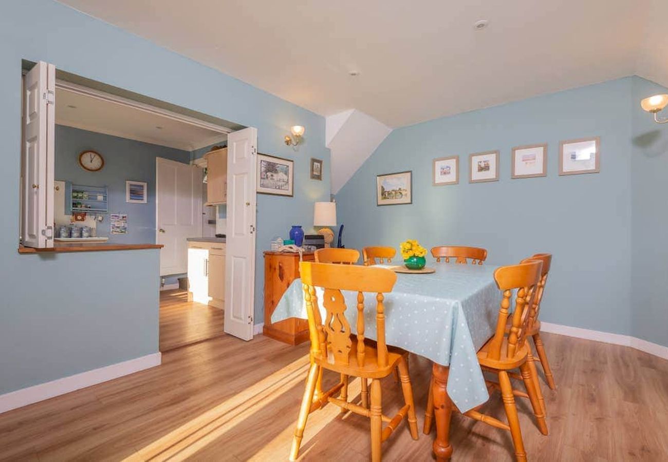 Ferienhaus in Elie - Stonesthrow Elie | 2 Mins to Beach | Free Parking