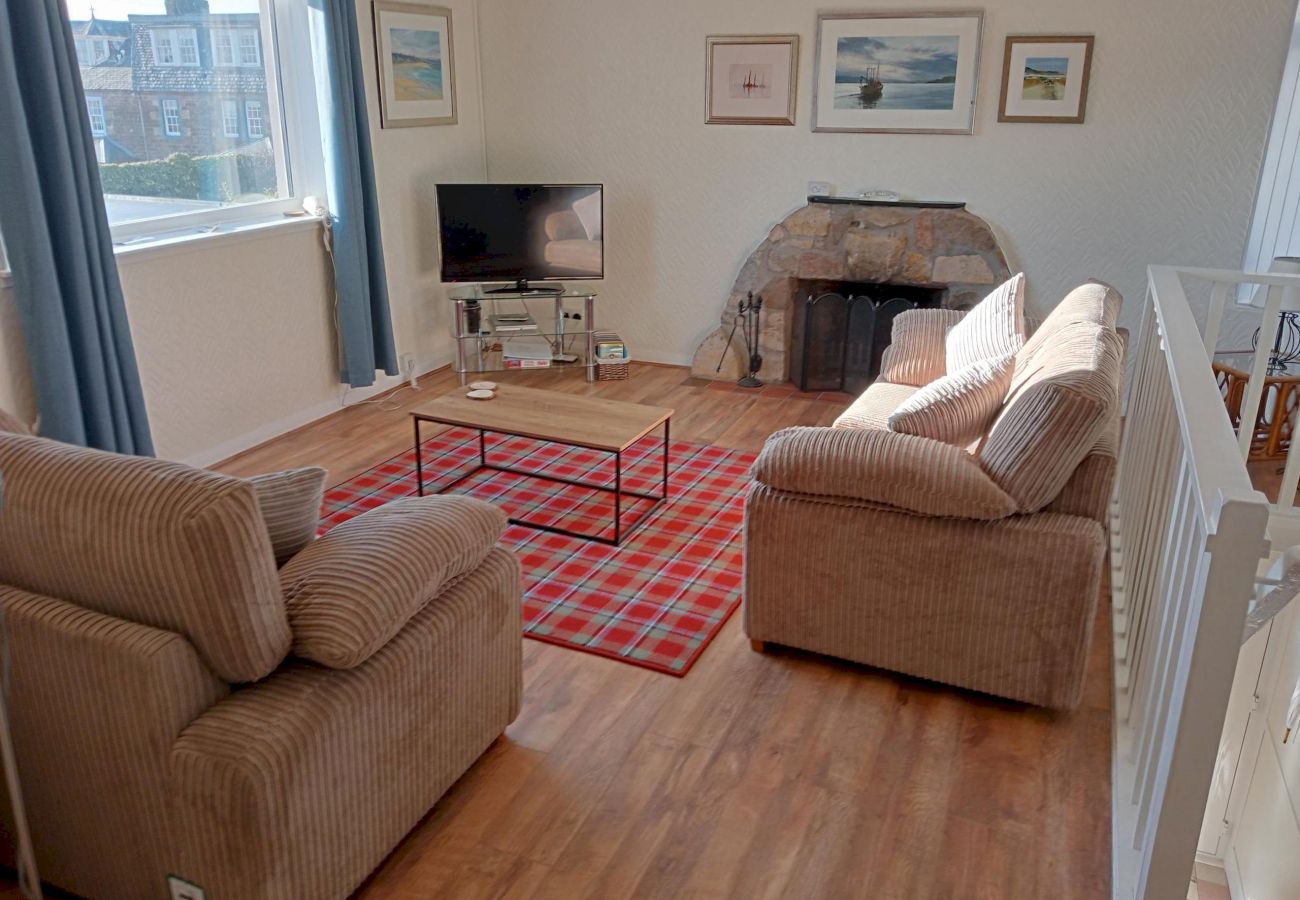 Ferienhaus in Elie - Stonesthrow Elie | 2 Mins to Beach | Free Parking