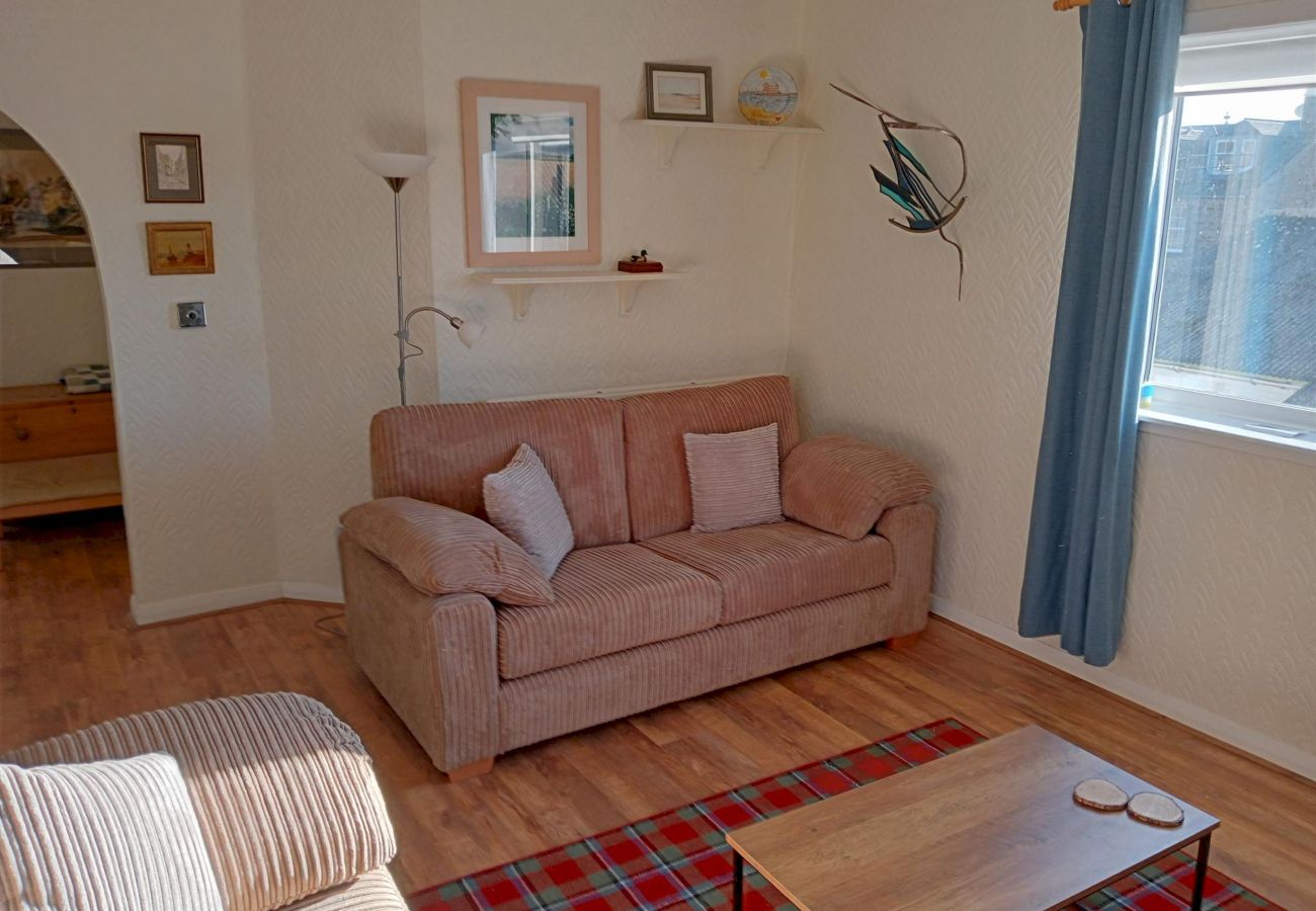 Ferienhaus in Elie - Stonesthrow Elie | 2 Mins to Beach | Free Parking