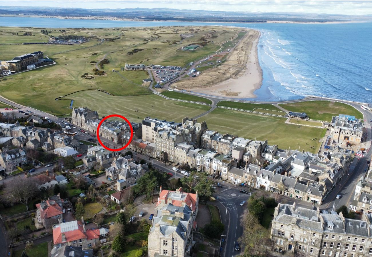 Ferienhaus in St Andrews - Gibson Place - 15 Secs to The Old Course | Parking