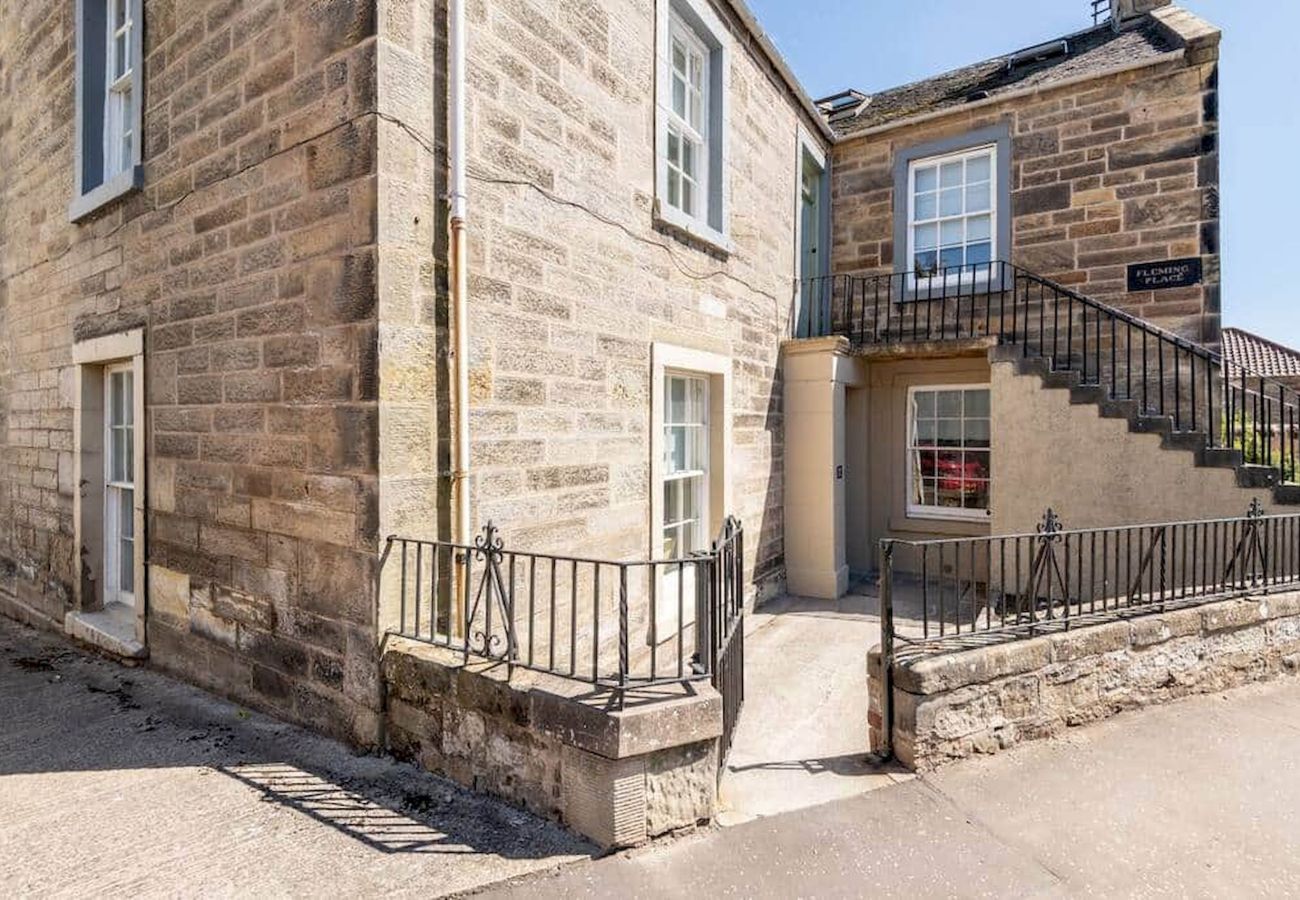 Ferienhaus in St Andrews - The Doctor's House | Quaint | Near Centre