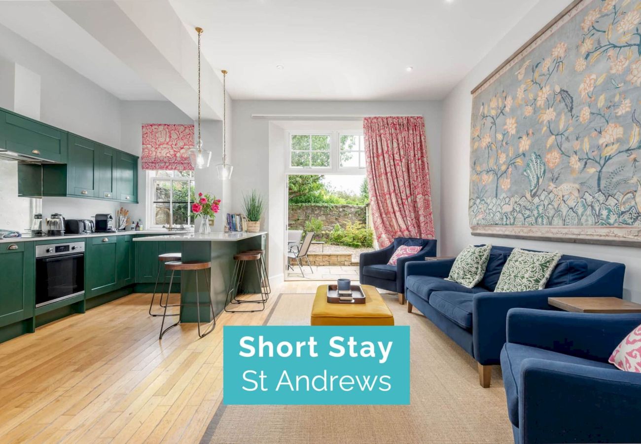 Ferienwohnung in St Andrews - Greyfriar's Bothy - Luxury Central 2 Bed Apartment