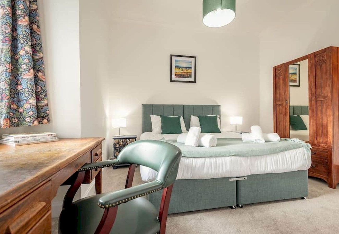 Ferienwohnung in St Andrews - The Cross Keys Market Street Apartment | Sleeps 6