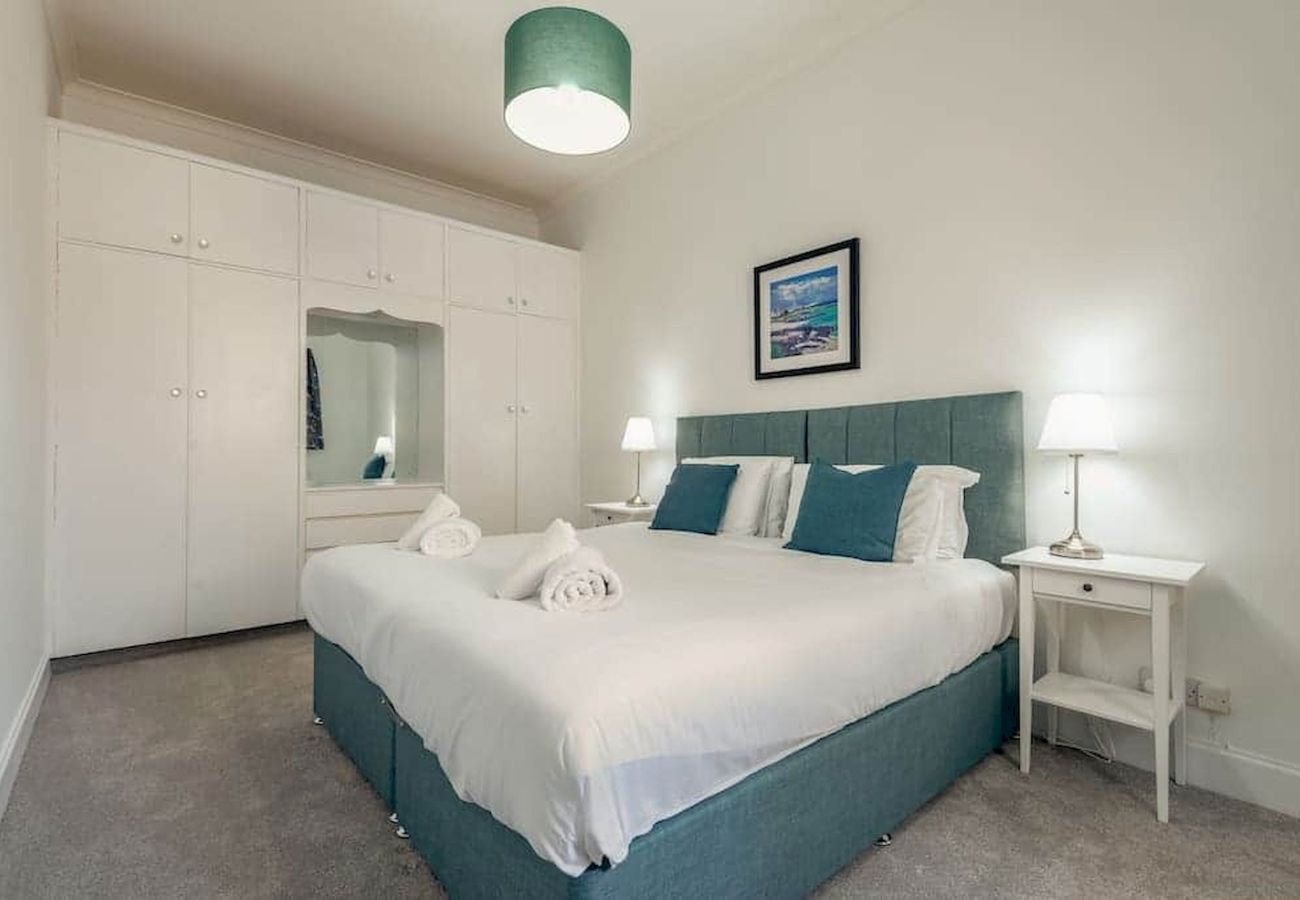 Ferienwohnung in St Andrews - The Cross Keys Market Street Apartment | Sleeps 6