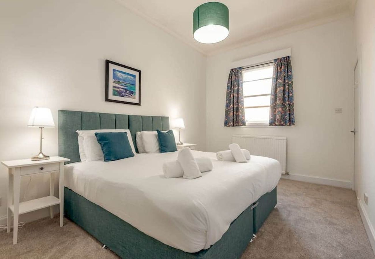 Ferienwohnung in St Andrews - The Cross Keys Market Street Apartment | Sleeps 6