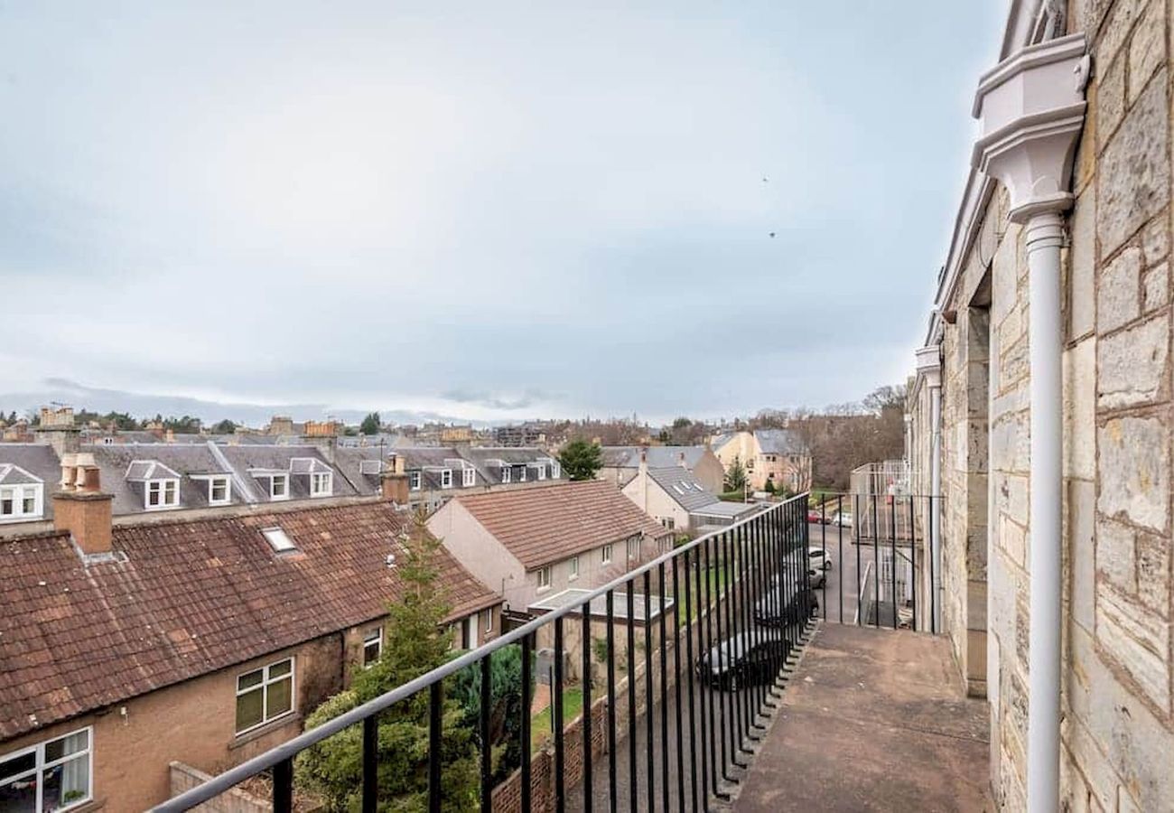 Ferienwohnung in St Andrews - Pipeland Loft | Central | Parking