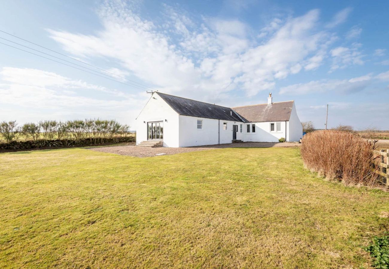 Ferienhaus in Anstruther - Firthview - Luxury 4 Bed/4 Bath  - near Cow Shed