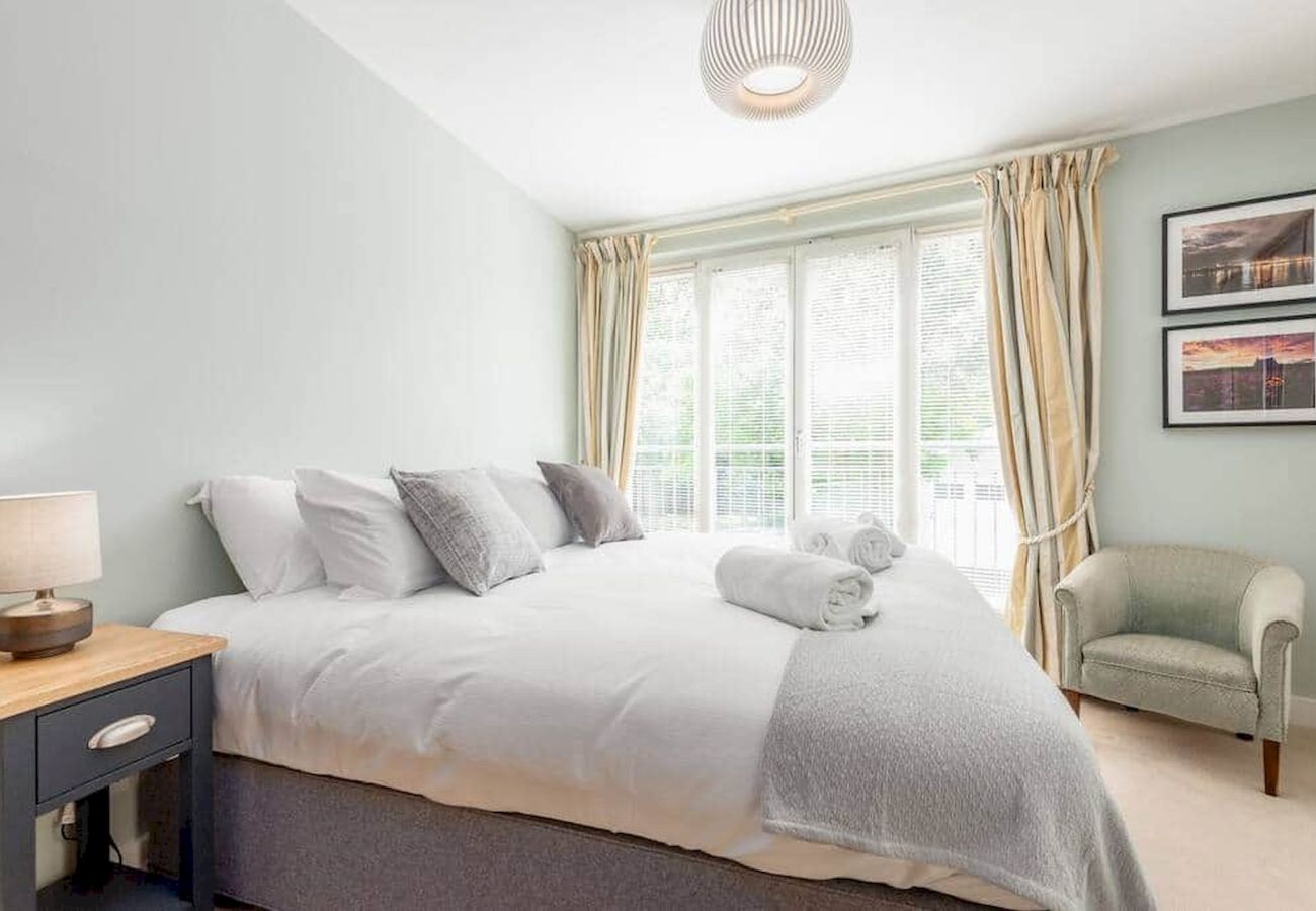 Ferienwohnung in St Andrews - The Argyle Apartment | Luxury | Central | Parking