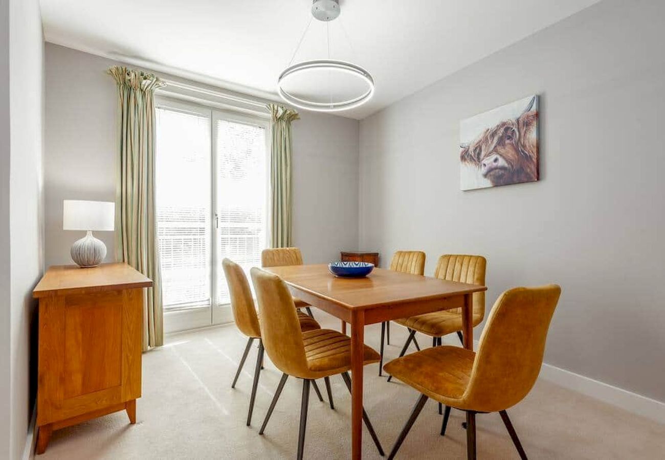 Ferienwohnung in St Andrews - The Argyle Apartment | Luxury | Central | Parking