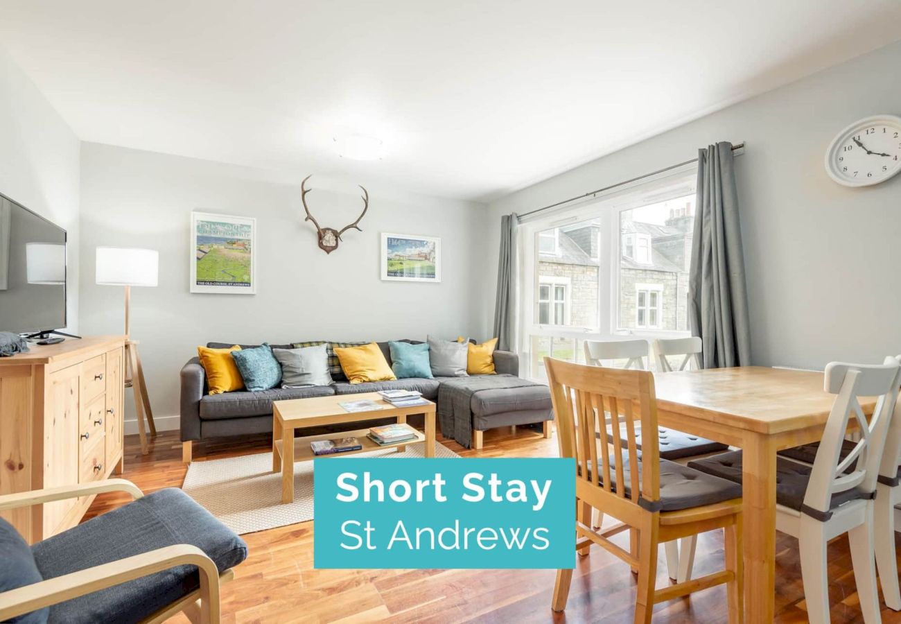 Ferienwohnung in St Andrews - The Southfield Apartment - 3 Bed/2 Bath - Parking