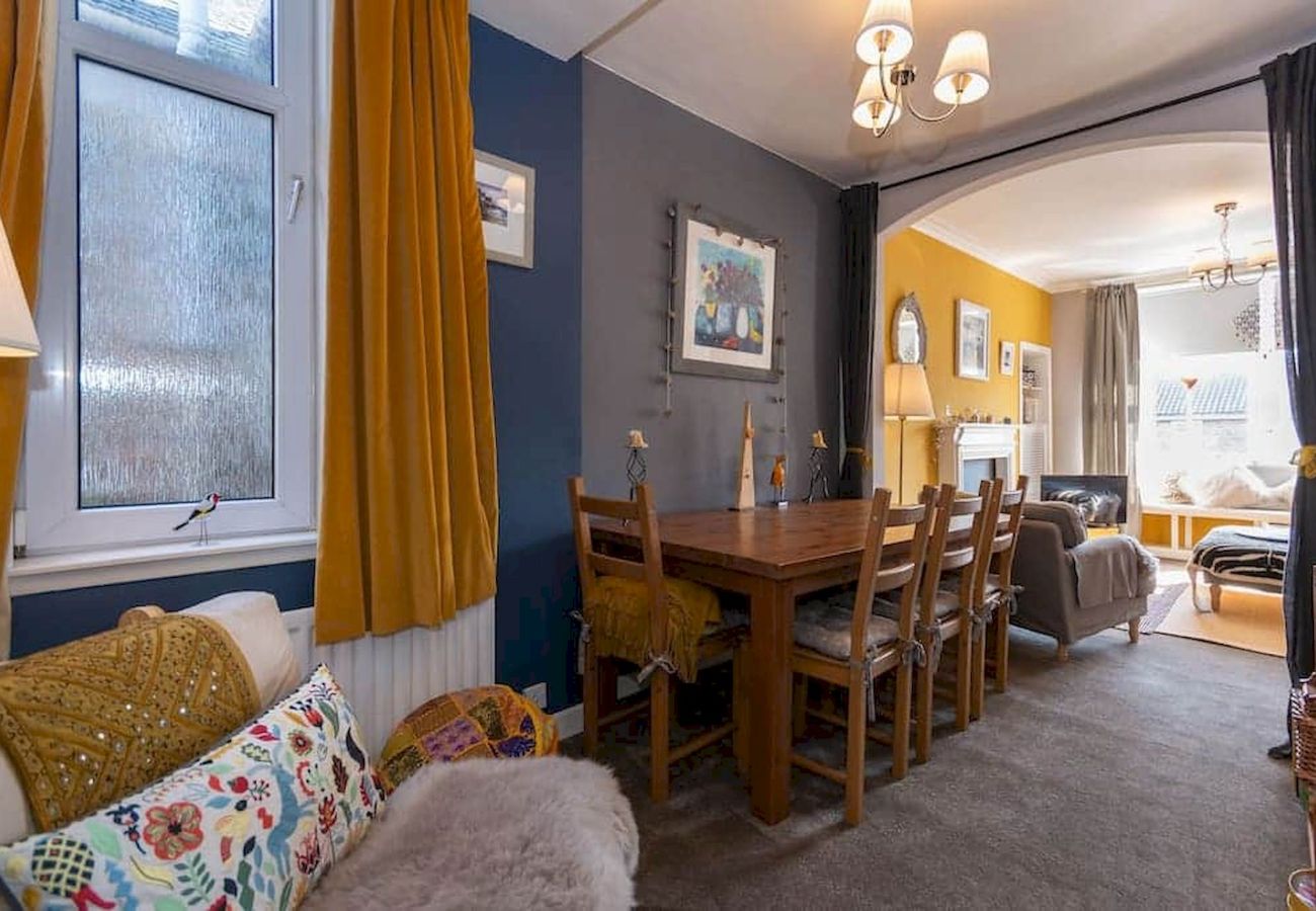 Ferienhaus in Crail - McHoppity House Crail | Sleeps 6 | Free Parking