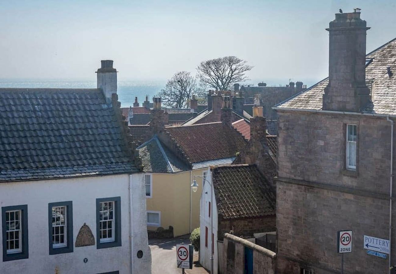 Ferienhaus in Crail - McHoppity House Crail | Sleeps 6 | Free Parking