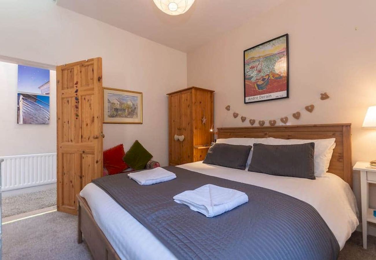 Ferienhaus in Crail - McHoppity House Crail | Sleeps 6 | Free Parking