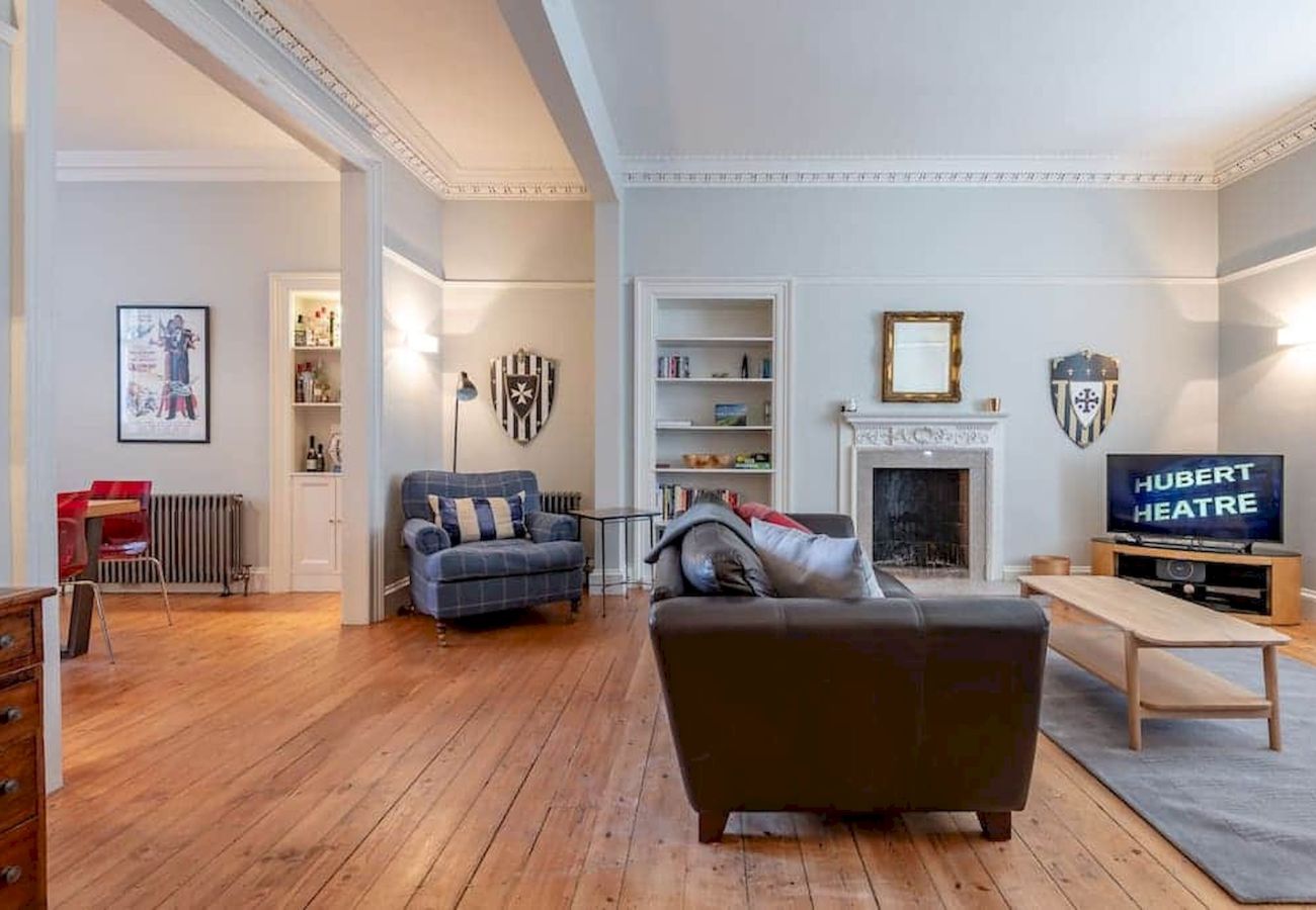 Ferienhaus in St Andrews - Luxury St Andrews Apartment | 5 mins to Old Course