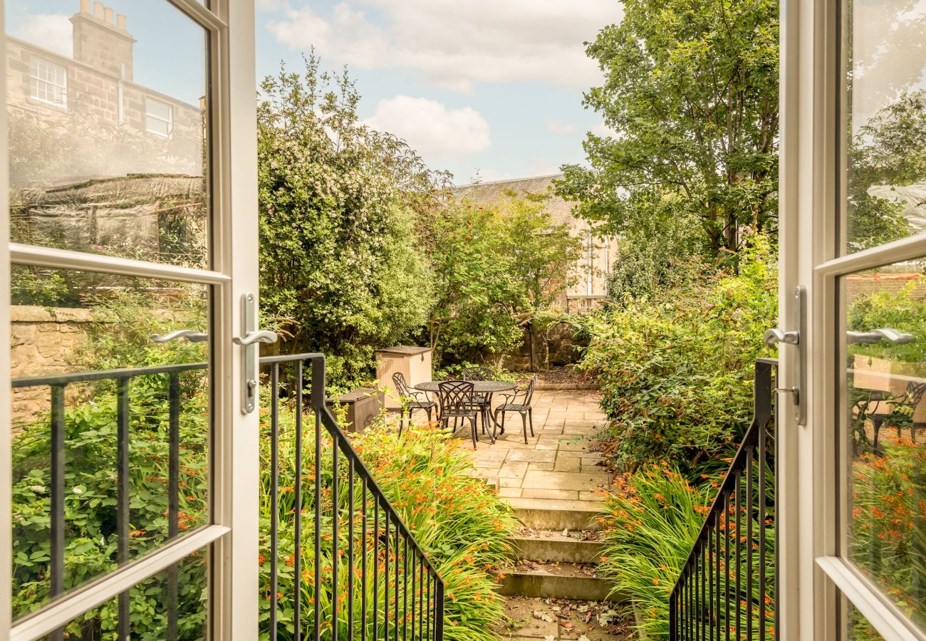 Ferienwohnung in St Andrews - Skye Sands | Swilken Garden Residence
