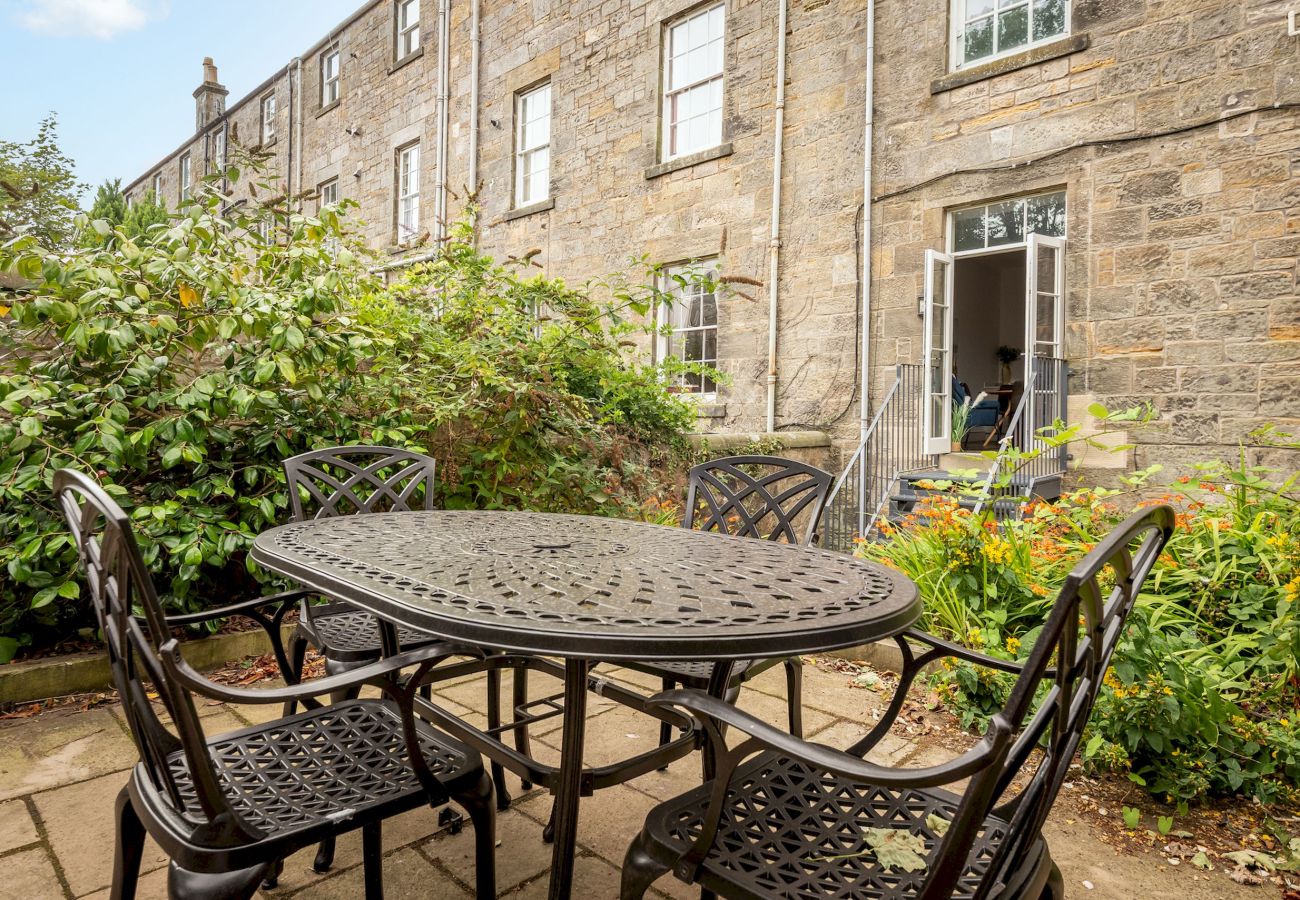 Ferienwohnung in St Andrews - Skye Sands | Swilken Garden Residence