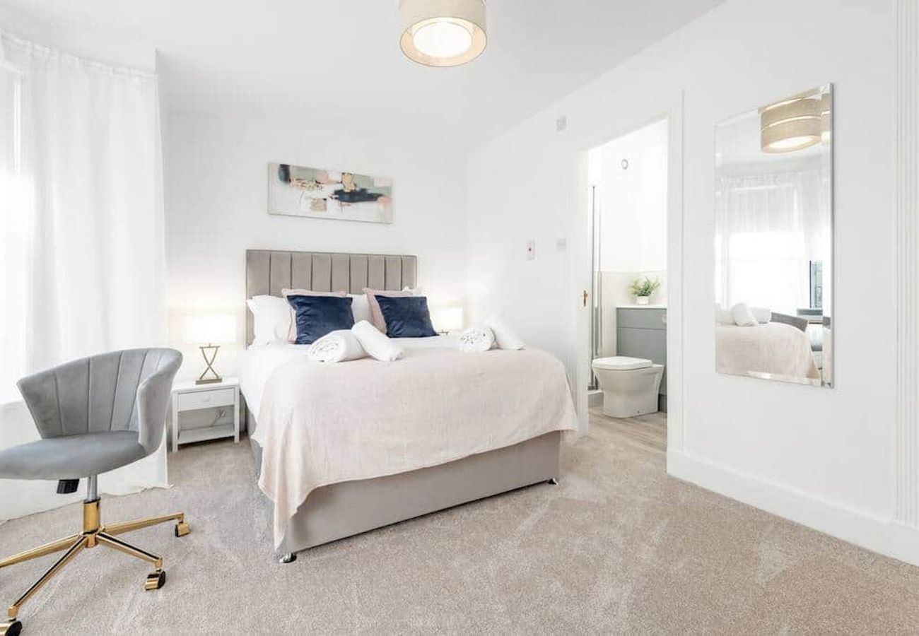 Ferienwohnung in St Andrews - Skye Sands | City Road Residence