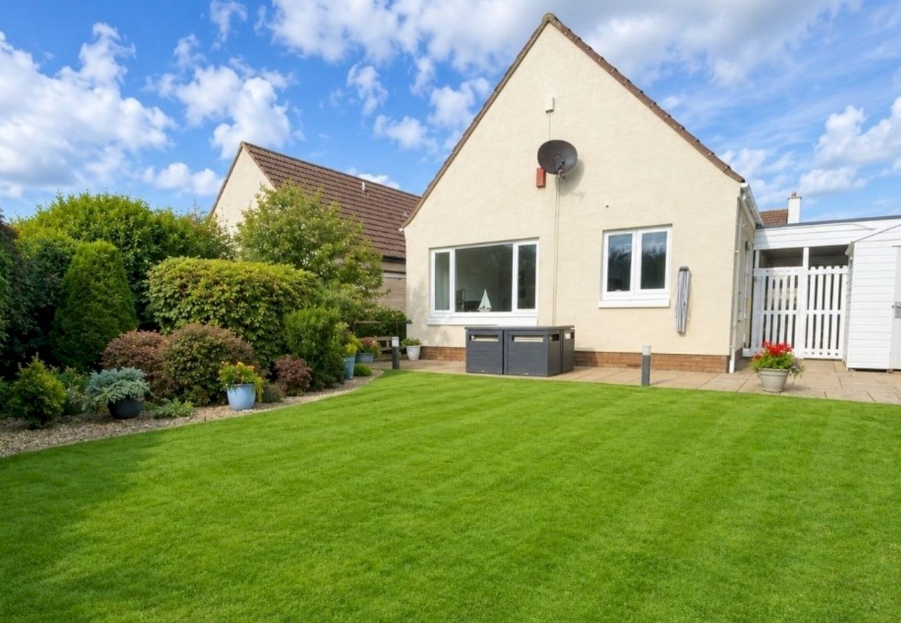 Bungalow in Elie - Baird Place (No 26) | Elie