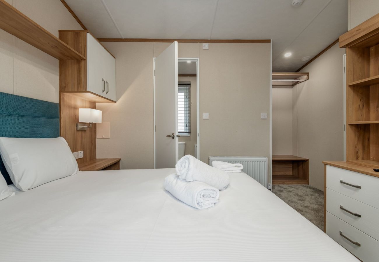 Mobile home in Strathkinness - Lodge No 28 | St Andrews Lodge Park