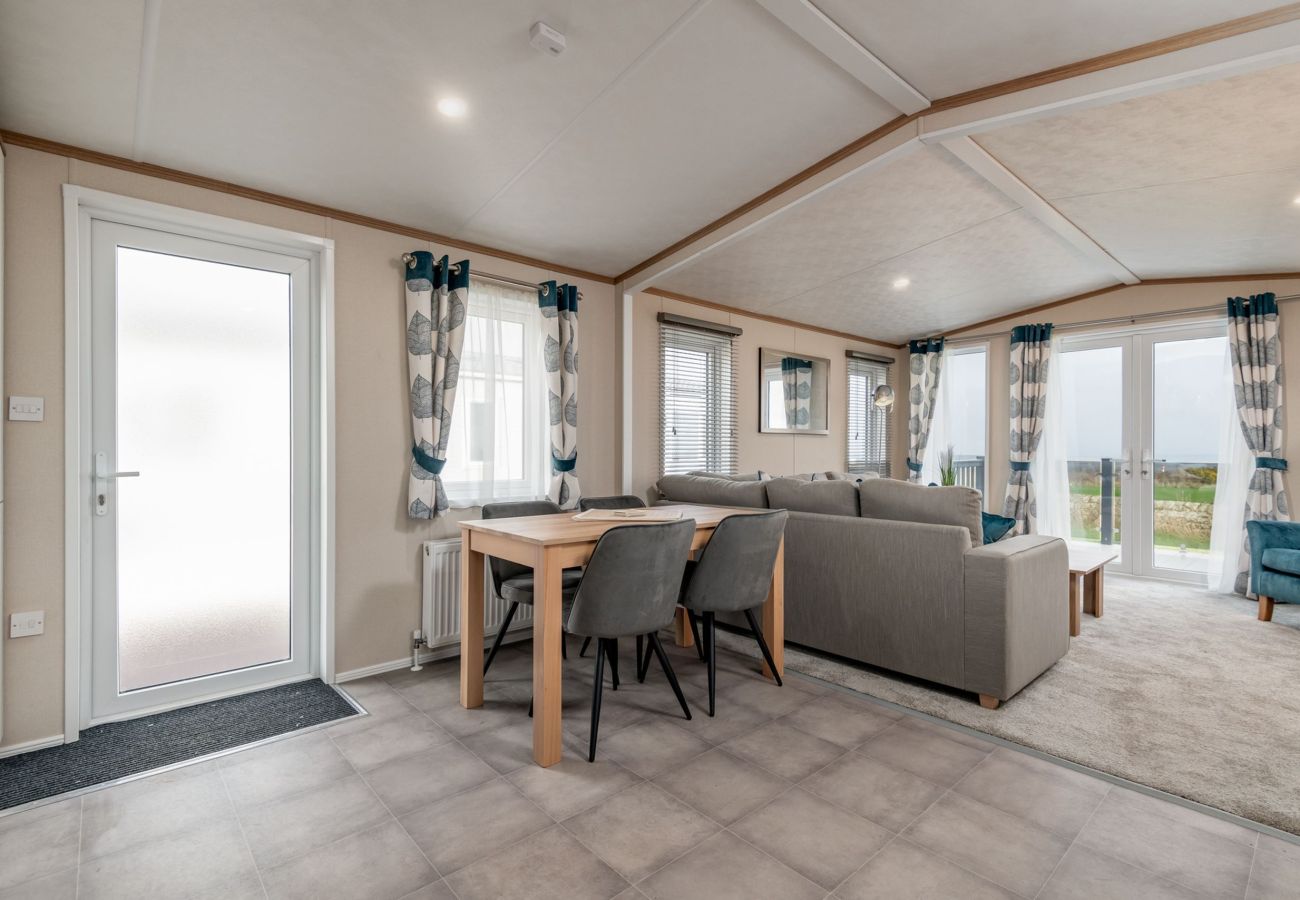 Mobile home in Strathkinness - Lodge No 28 | St Andrews Lodge Park