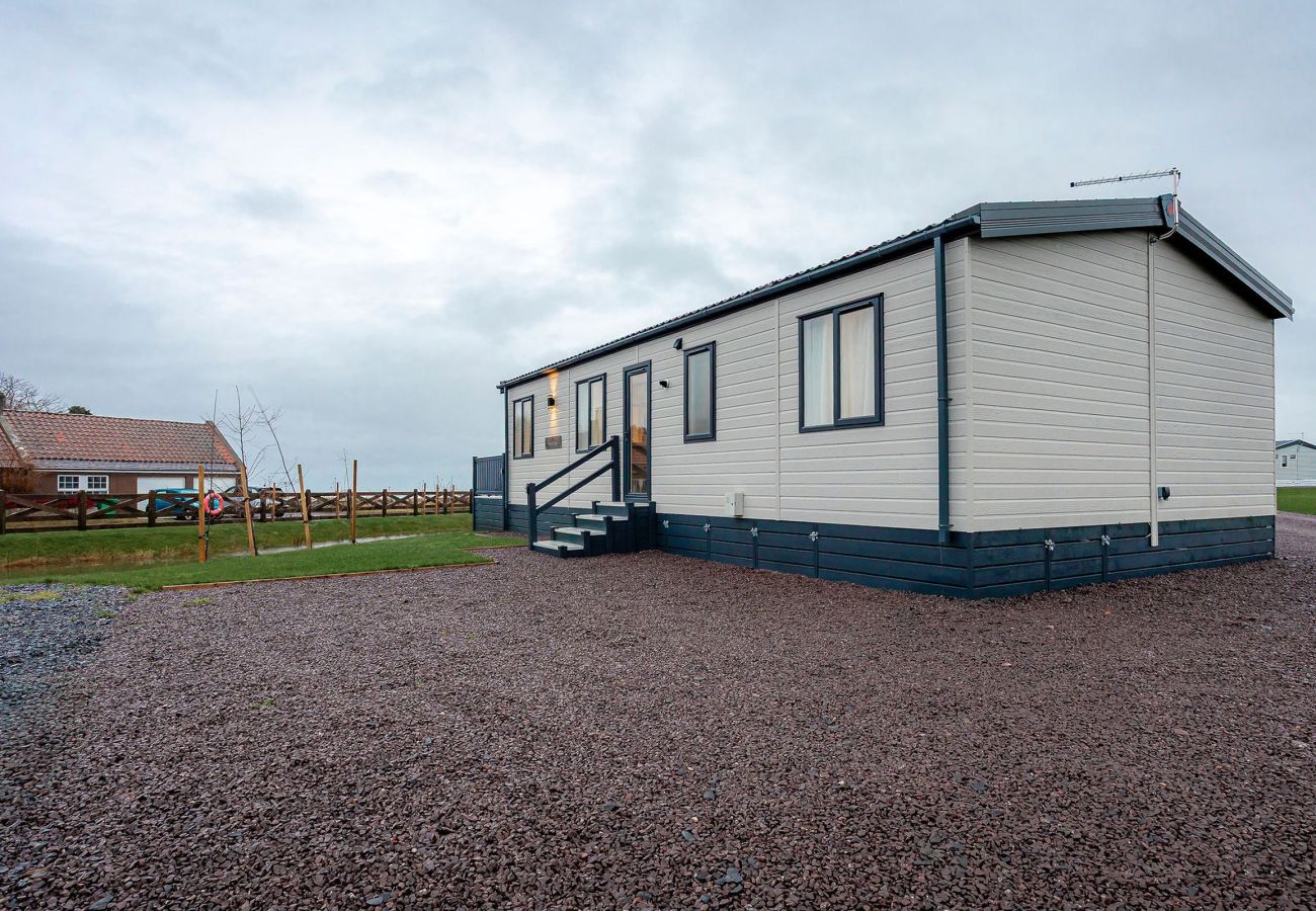 Mobile home in Strathkinness - Lodge No 35 | St Andrews Lodge Park