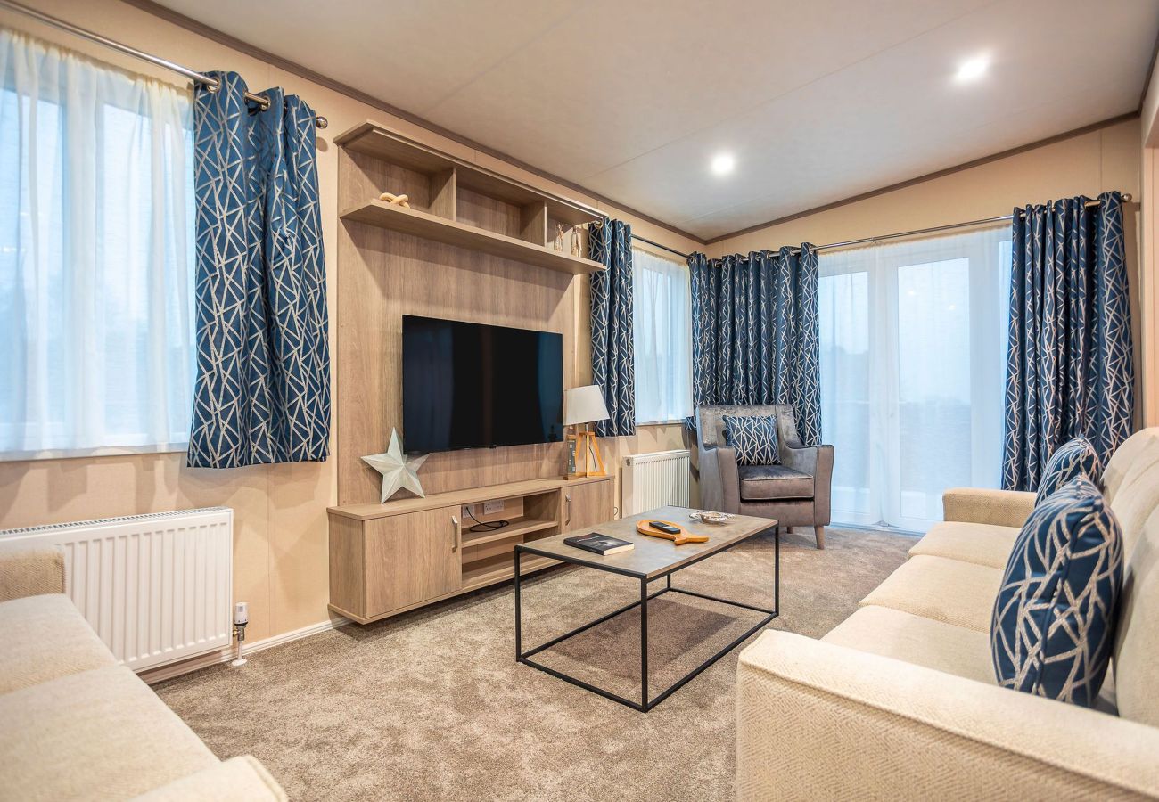 Mobile home in Strathkinness - Lodge No 35 | St Andrews Lodge Park