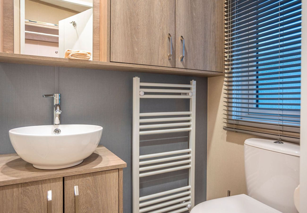 Mobile home in Strathkinness - Lodge No 35 | St Andrews Lodge Park