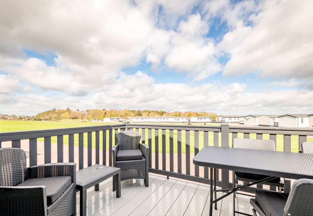 Mobile home in Strathkinness - Lodge No 21 | St Andrews Lodge Park
