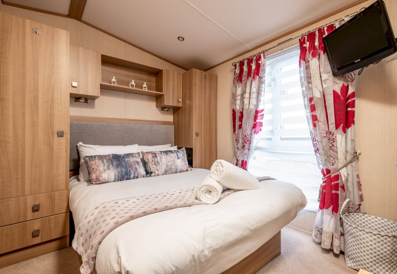 Mobile home in St Andrews - St Andrews Holiday Park | Harbour Reach (No 11)