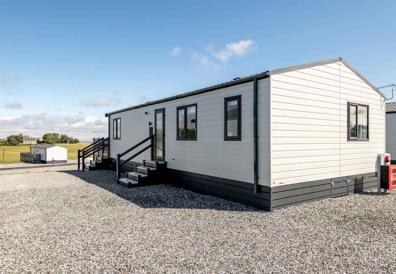 Mobile home in Cameron - Lodge No 173 | Stewart's Resort Cameron