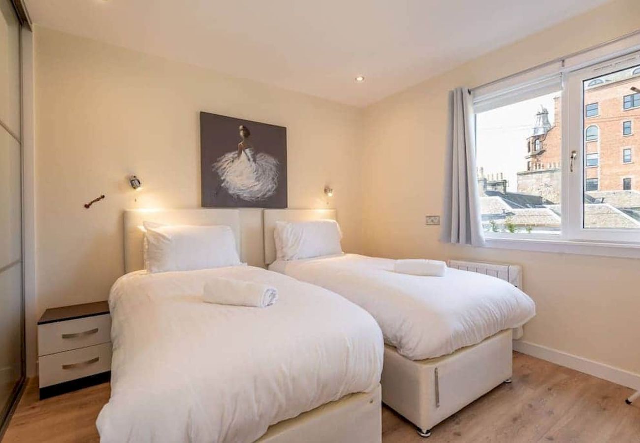 Apartment in St Andrews - Pilmour Place - 30 Seconds to the Old Course