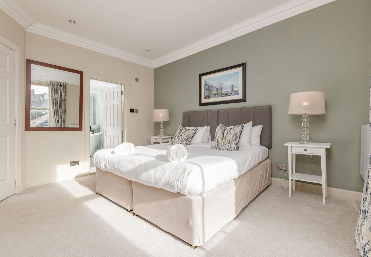 Apartment in St Andrews - Gillespie Apartments | Golfer's Dream