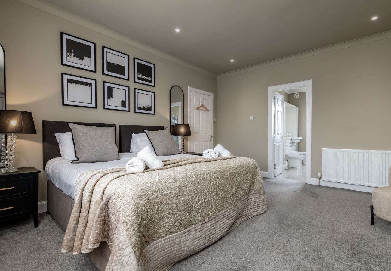 House in Kincaple - The Holm