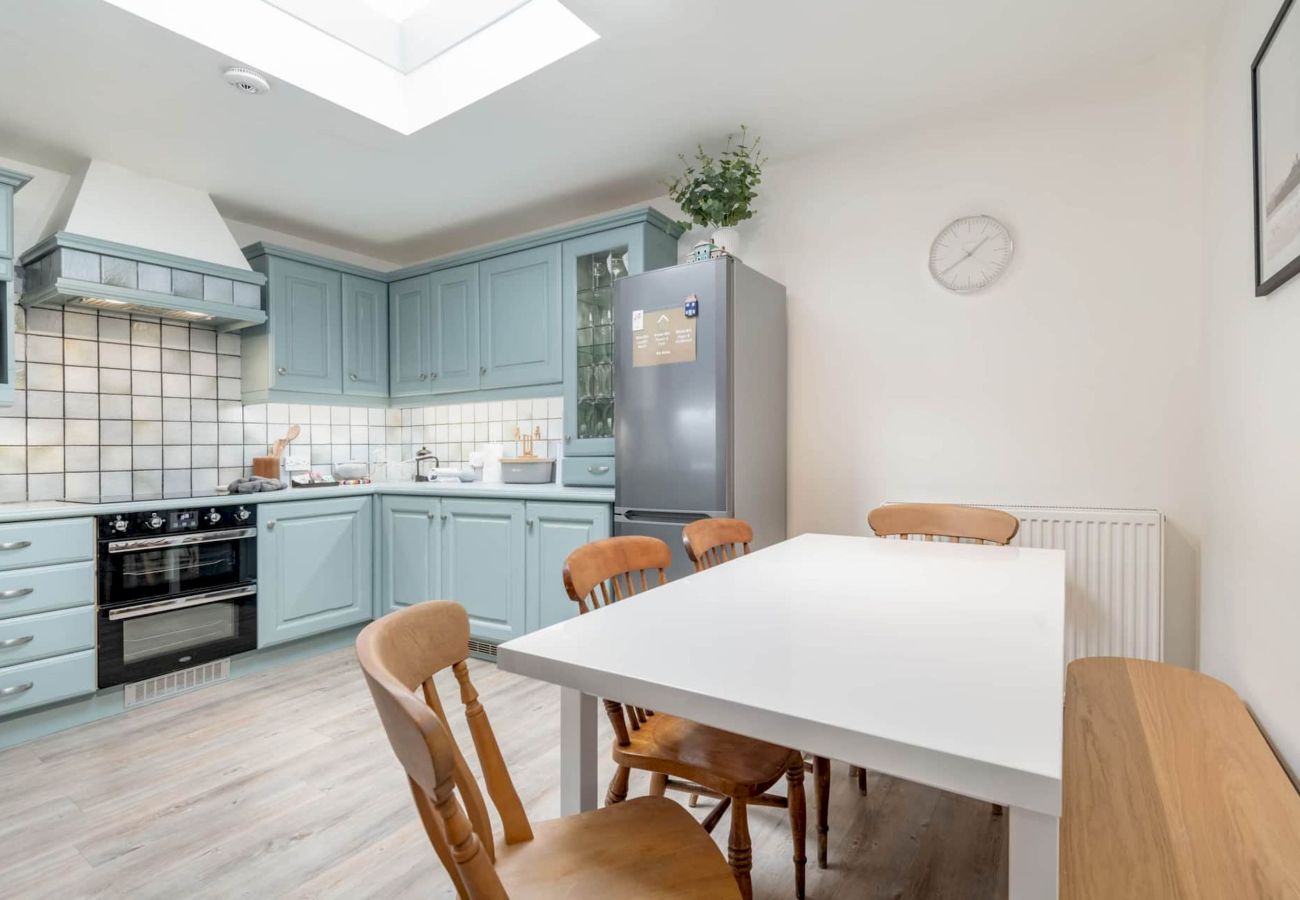 Townhouse in Crail - Crail Town House - Sleeps 6