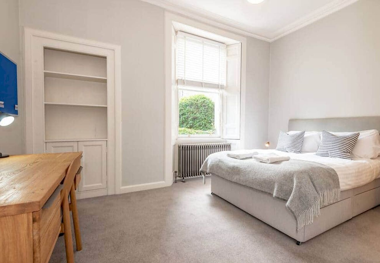 House in St Andrews - Luxury St Andrews Apartment | 5 mins to Old Course