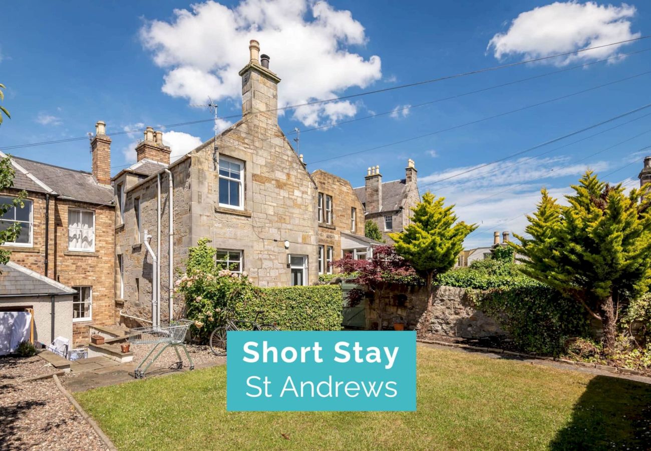 Apartment in St Andrews - Oakwood House | Sleeps 6 | St Andrews