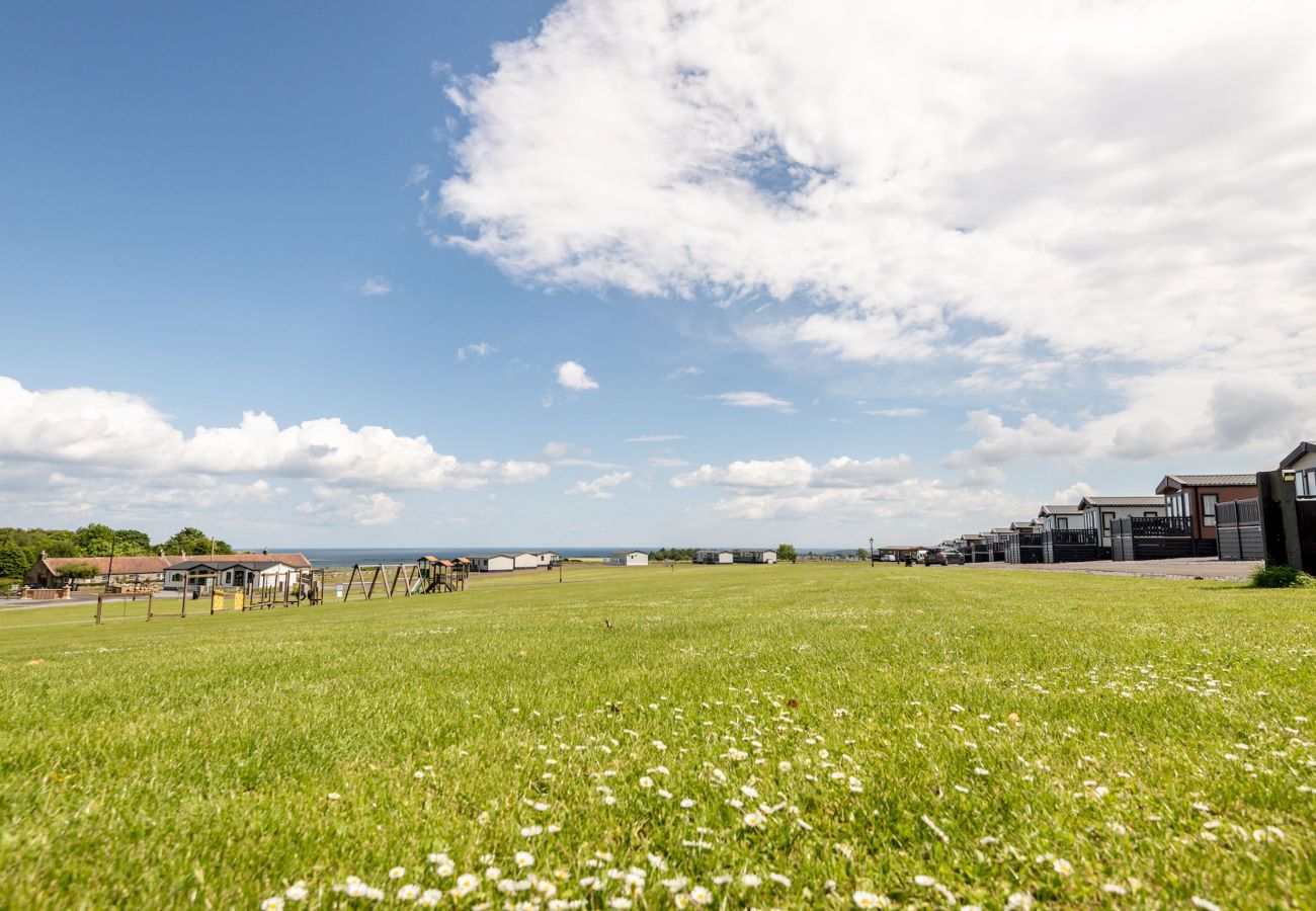 Mobile home in Strathkinness - The Riverwood Lodge 9 | Close to St Andrews