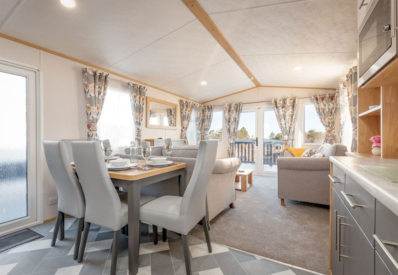 Mobile home in Strathkinness - Lodge 2 Silverdale | Close to St Andrews