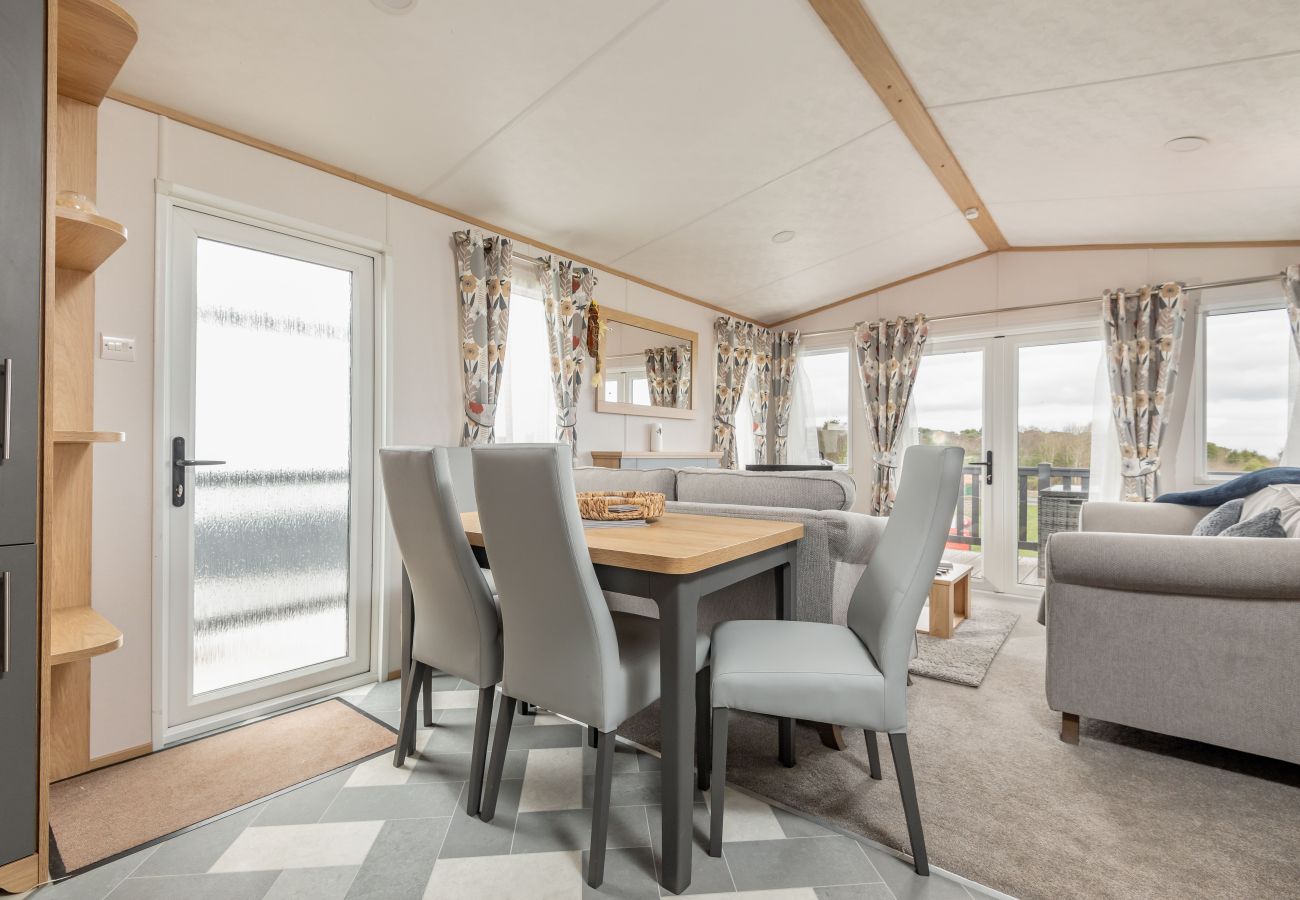 Mobile home in Strathkinness - Lodge 10 The Silverdale | Close to St Andrews