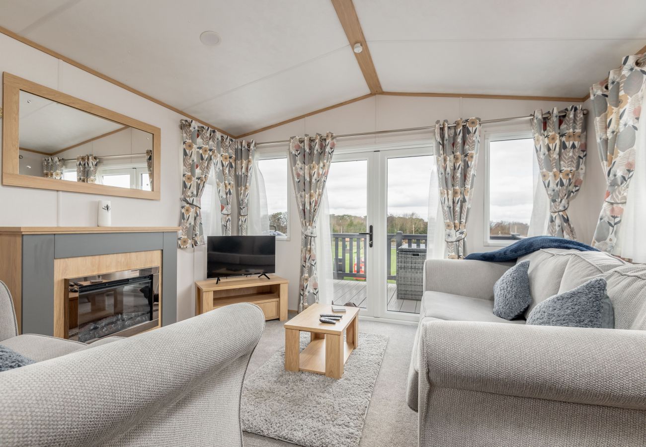 Mobile home in Strathkinness - Lodge 10 The Silverdale | Close to St Andrews