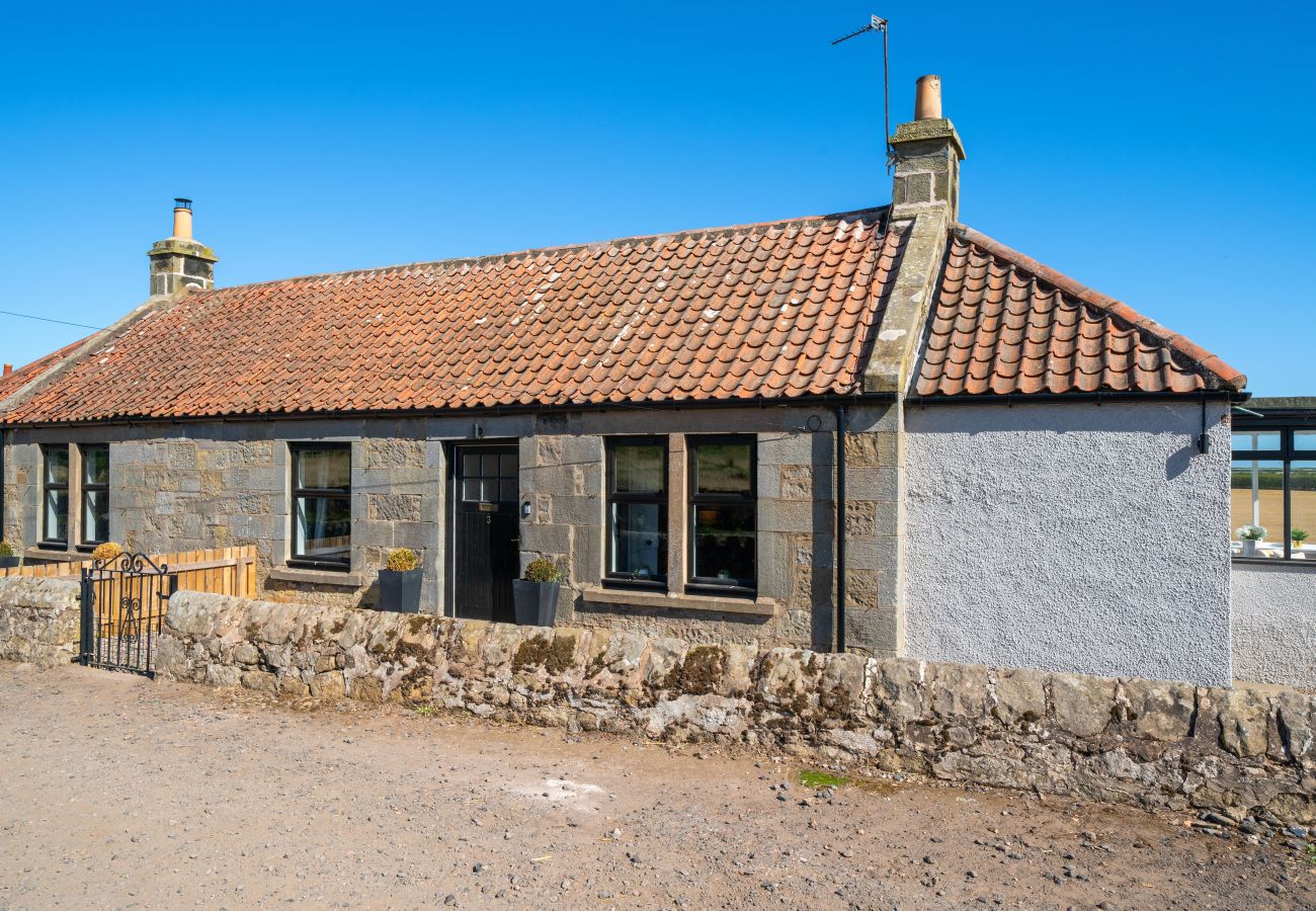 Cottage in St Andrews - Caddie’s Cottage: Eden View Estate