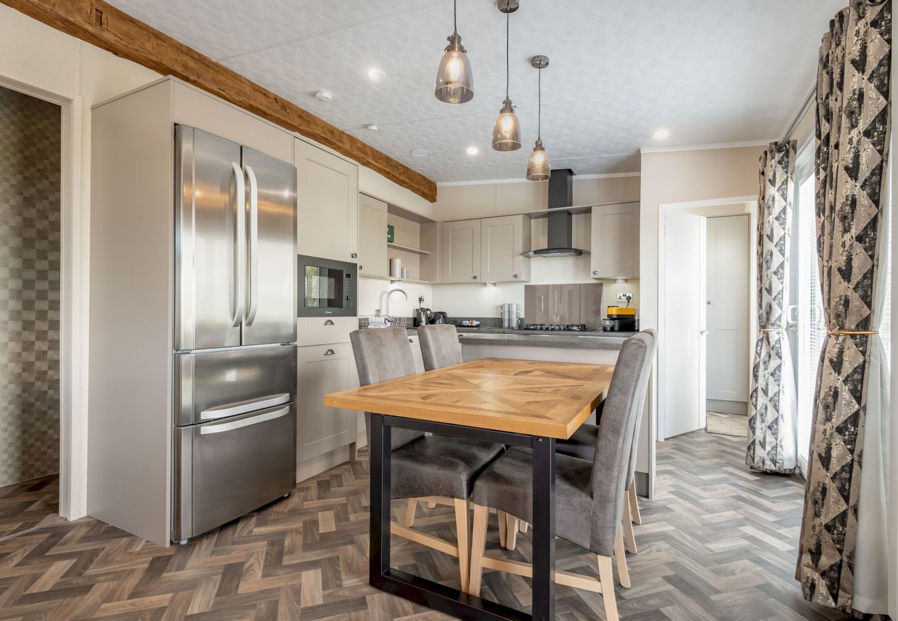 Mobile home in Cameron - Lodge 93 The Rivendale | 10 minute drive to St And