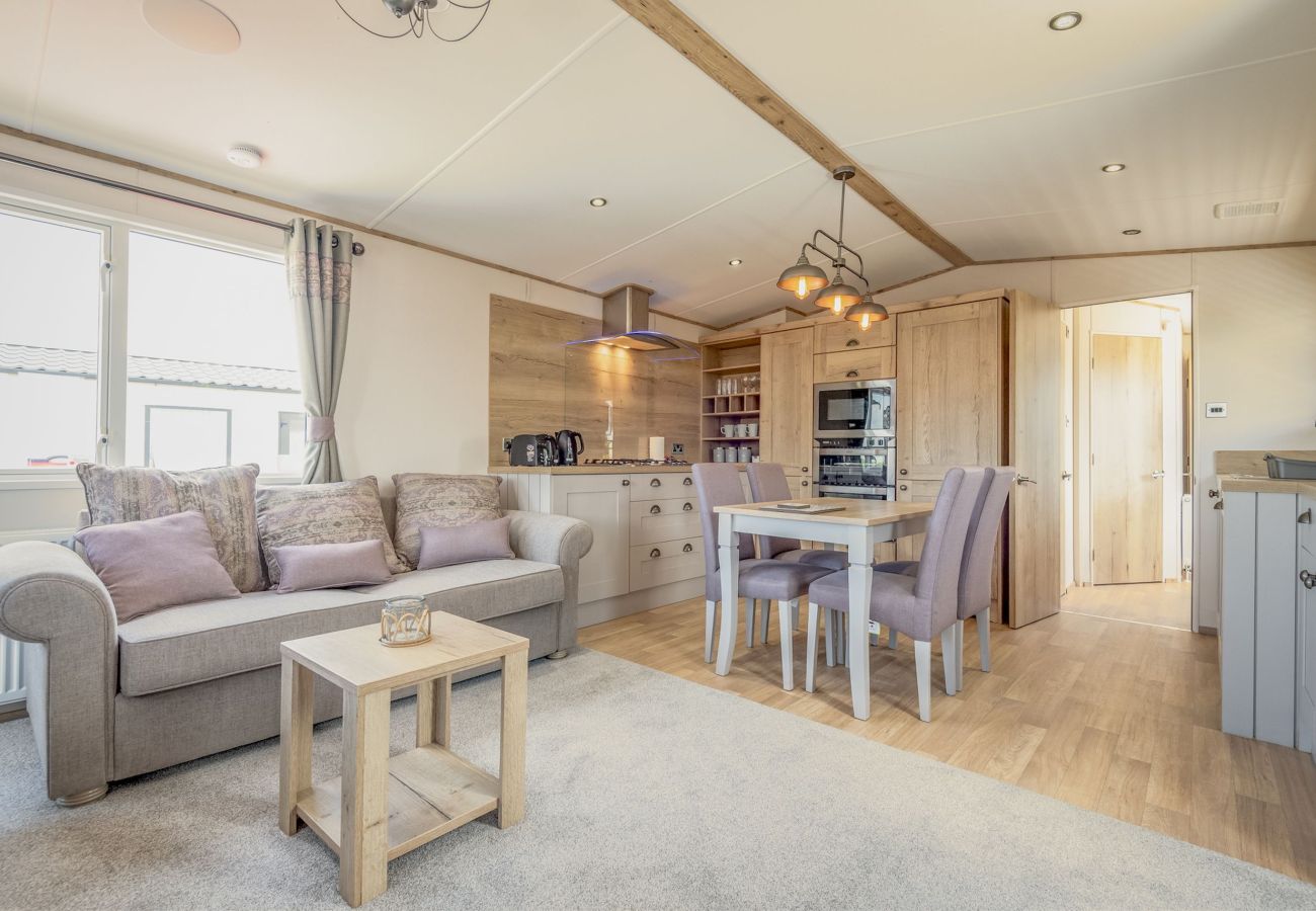 Mobile home in Strathkinness - The Ambleside Lodge