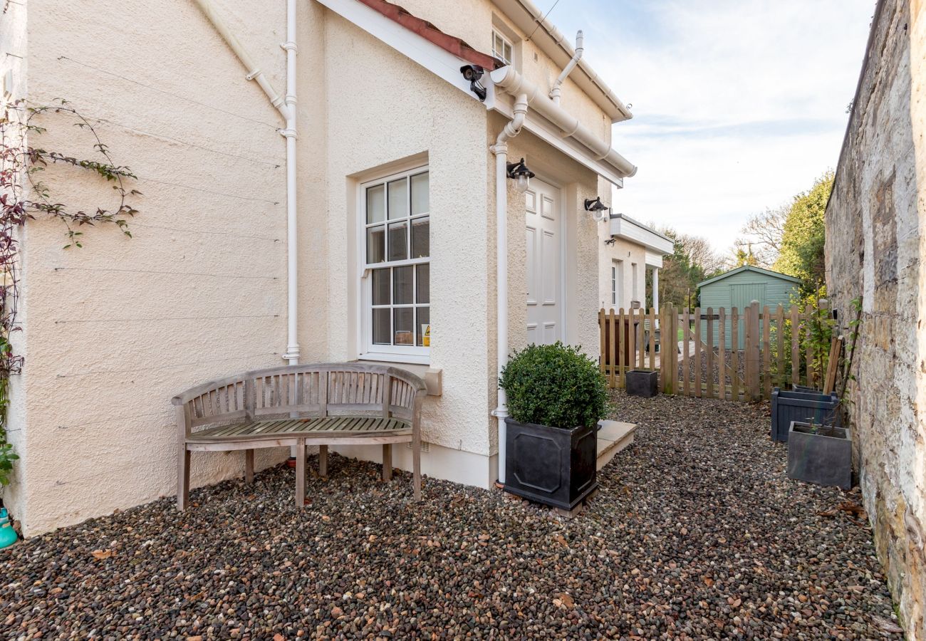 House in St Andrews - Windmill Room St Andrews | Close to the Old Cou